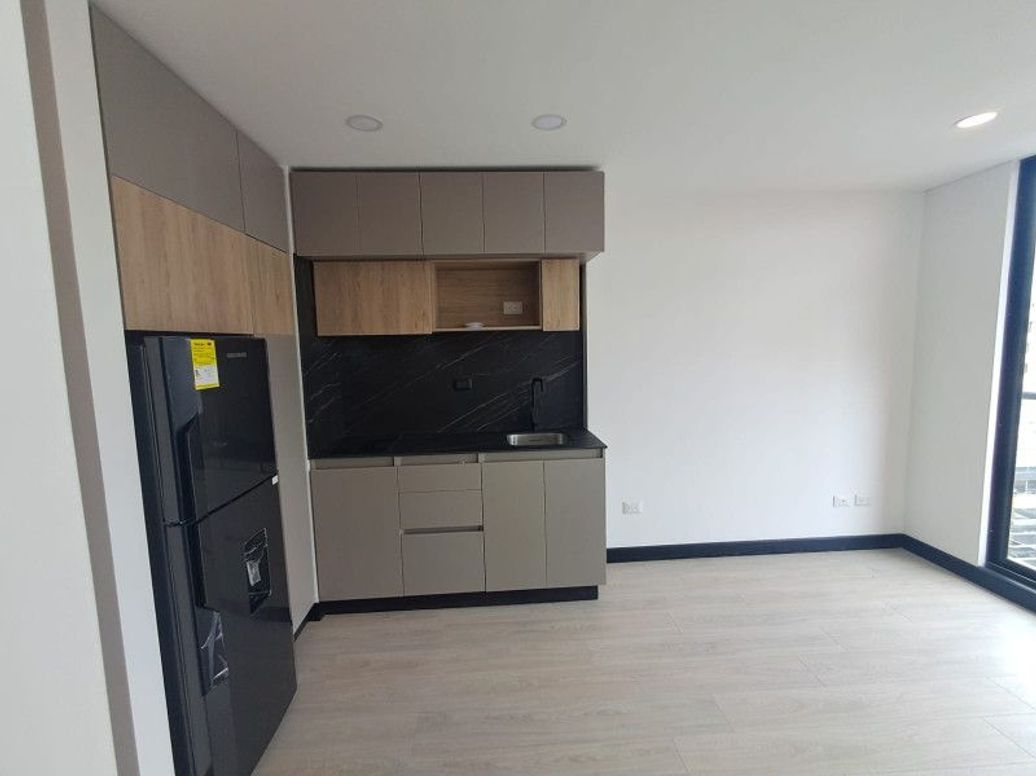 Apartamento de 1 alcoba en venta en Santa Barbara Oriental, Bogotá, 37 m² · foto 9 de 19