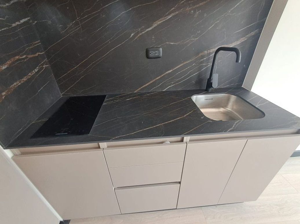 Apartamento de 1 alcoba en venta en Santa Barbara Oriental, Bogotá, 37 m² · foto 11 de 19