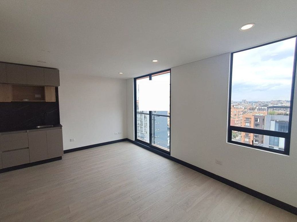 Apartamento de 1 alcoba en venta en Santa Barbara Oriental, Bogotá, 37 m² · foto 3 de 19