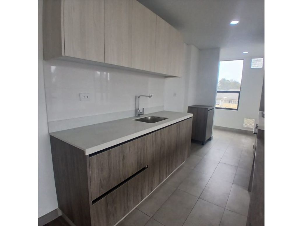 Apartamento de 3 alcobas en venta en Teusaquillo, Bogotá, 125 m² · foto 3 de 20