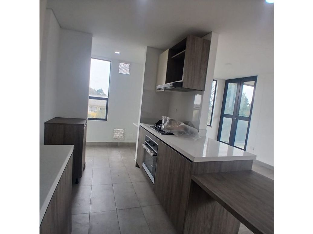 Apartamento de 3 alcobas en venta en Teusaquillo, Bogotá, 125 m² · foto 4 de 20
