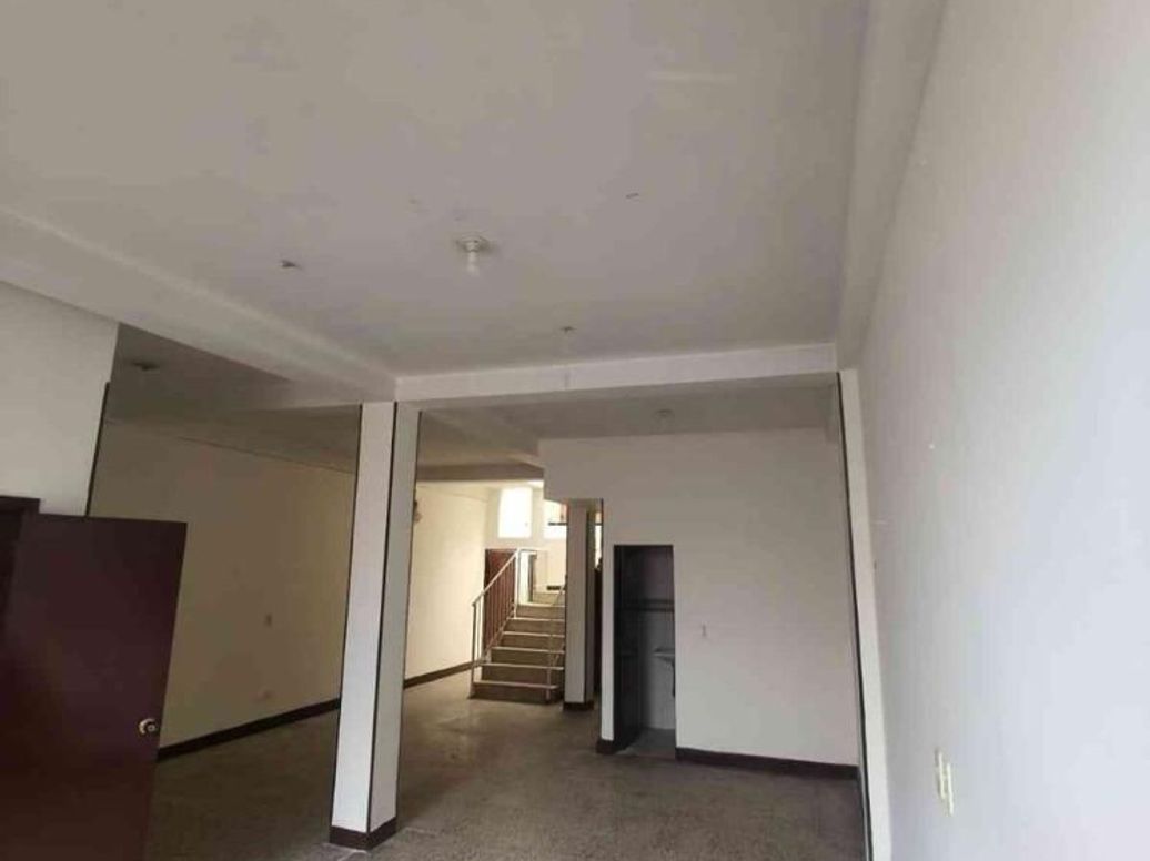 Casa de 7 alcobas en venta en Las Flores, Bogotá, 119 m² · foto 5 de 20