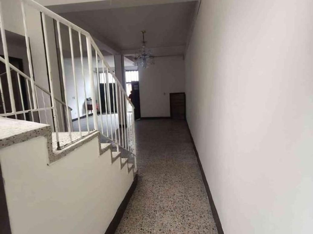 Casa de 7 alcobas en venta en Las Flores, Bogotá, 119 m² · foto 12 de 20