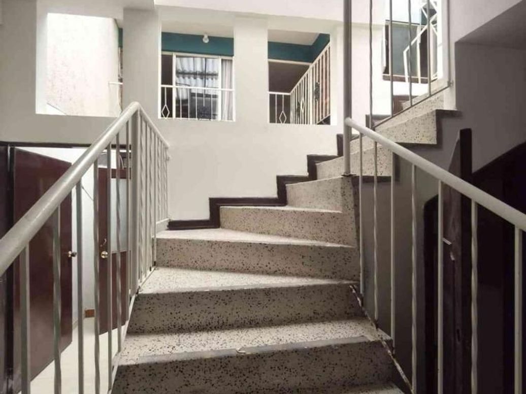 Casa de 7 alcobas en venta en Las Flores, Bogotá, 119 m² · foto 11 de 20