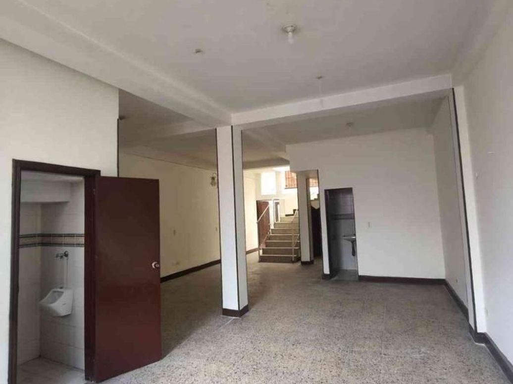 Casa de 7 alcobas en venta en Las Flores, Bogotá, 119 m² · foto 6 de 20