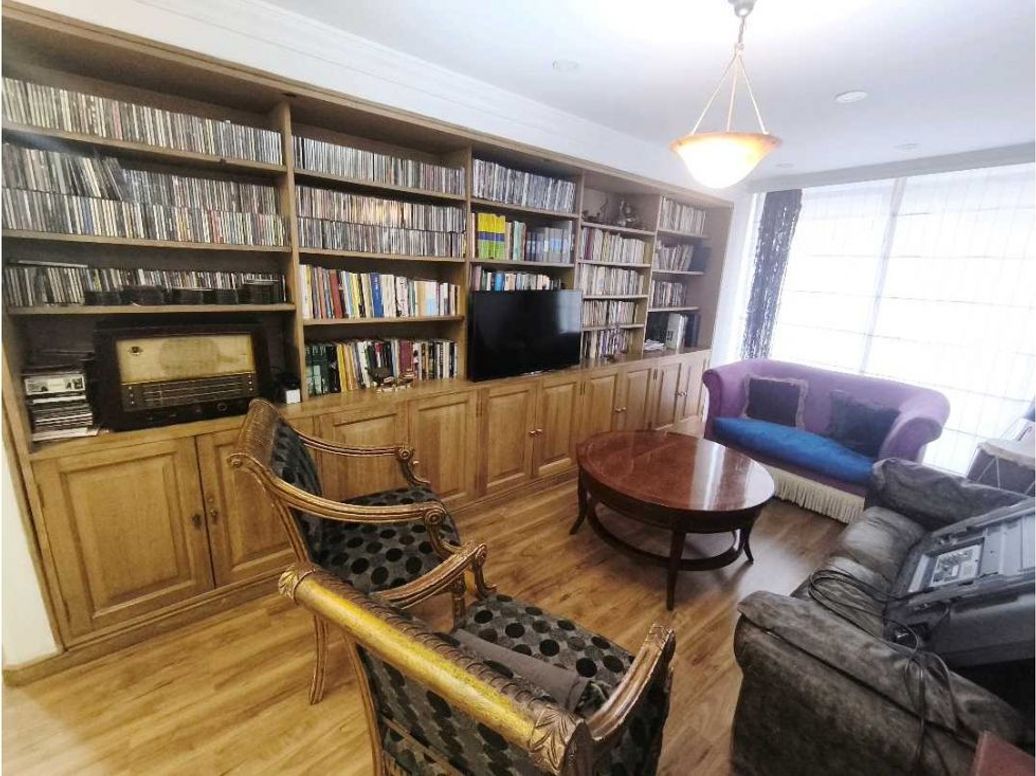 Apartamento de 4 alcobas en venta en Los Rosales, Bogotá, 284 m² · foto 20 de 20
