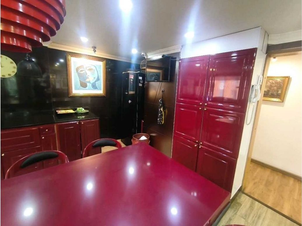 Apartamento de 4 alcobas en venta en Los Rosales, Bogotá, 284 m² · foto 9 de 20