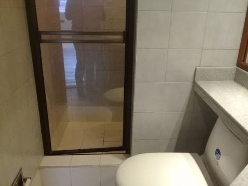 Apartamento de 2 alcobas en venta en Country Club, Bogotá, 90 m² · foto 4 de 15