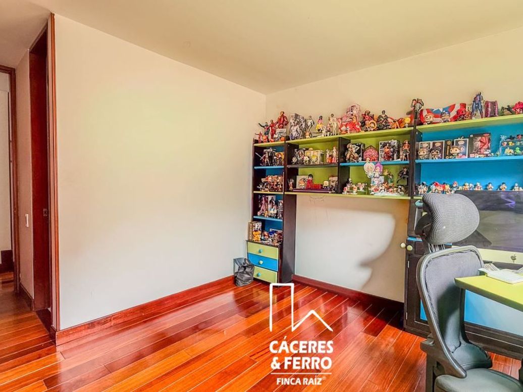 Casa de 4 alcobas en venta en Bosque De Pinos, Bogotá, 226 m² · foto 15 de 20