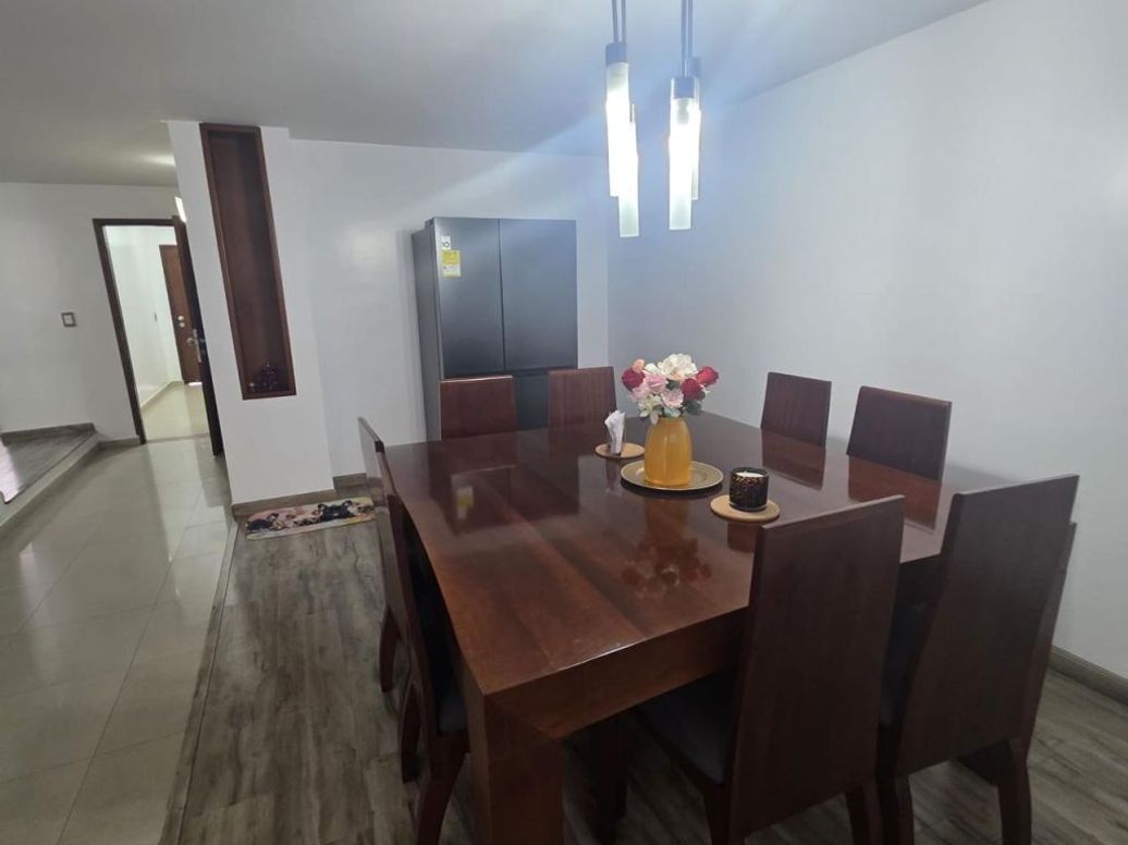 Casa de 4 alcobas en venta en Prado Veraniego Sur, Bogotá, 320 m² · foto 8 de 17