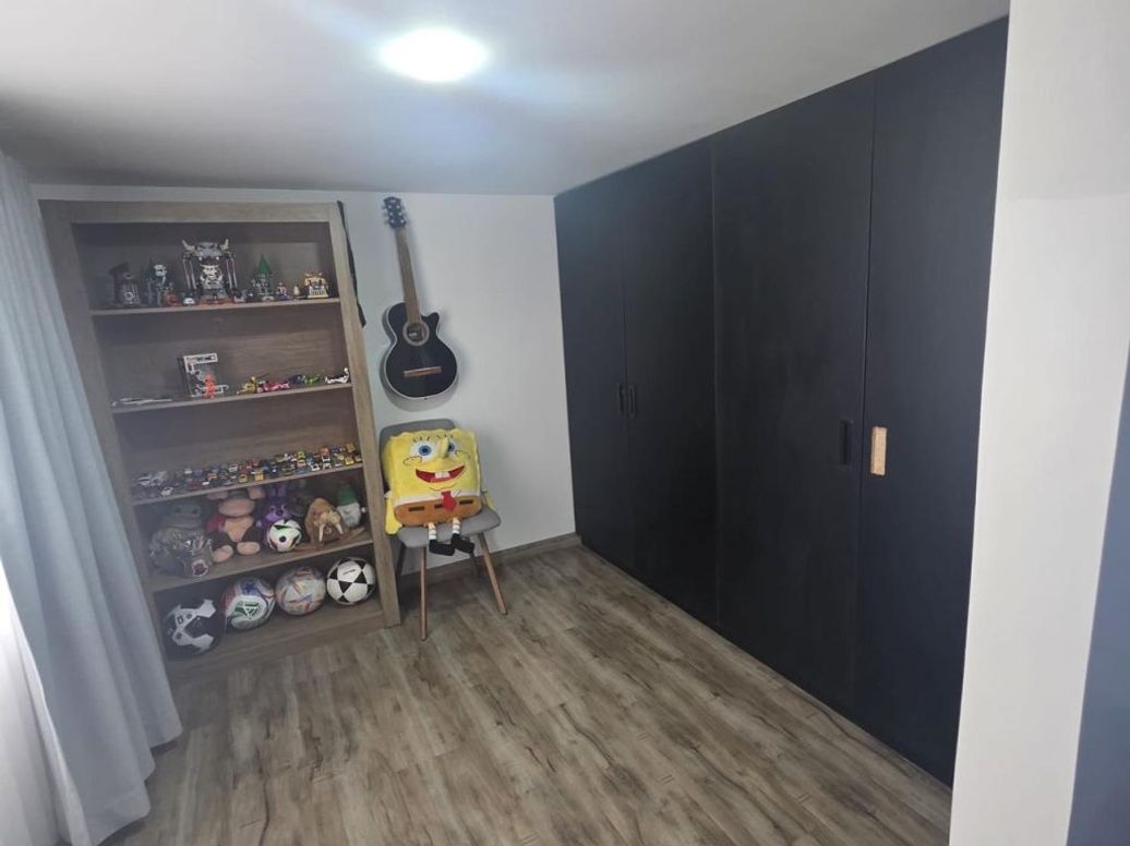 Casa de 4 alcobas en venta en Prado Veraniego Sur, Bogotá, 320 m² · foto 11 de 17