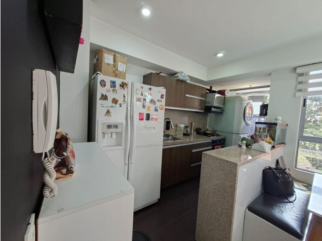 Apartamento de 3 alcobas en venta en San Antonio, Bogotá, 66 m² · foto 10 de 14