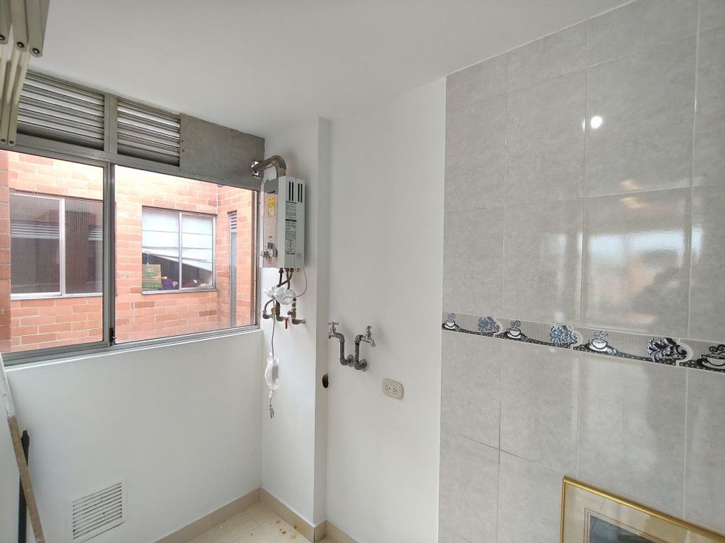 Apartamento de 3 alcobas en venta en San Jose De Usaquen, Bogotá, 72 m² · foto 8 de 20