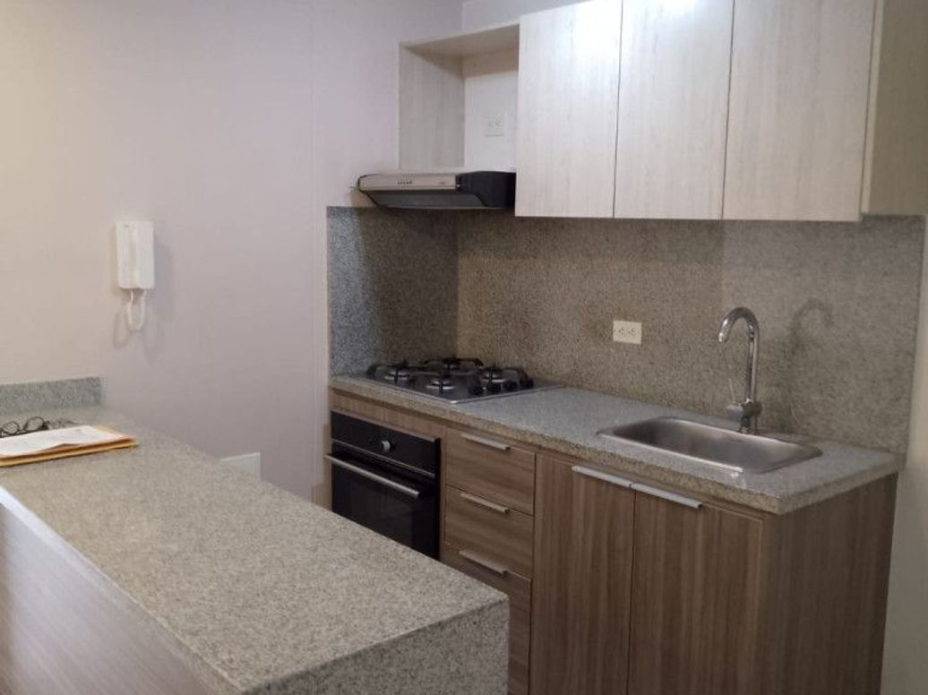 Apartamento de 3 alcobas en venta en La Igualdad, Bogotá, 70 m² · foto 3 de 11