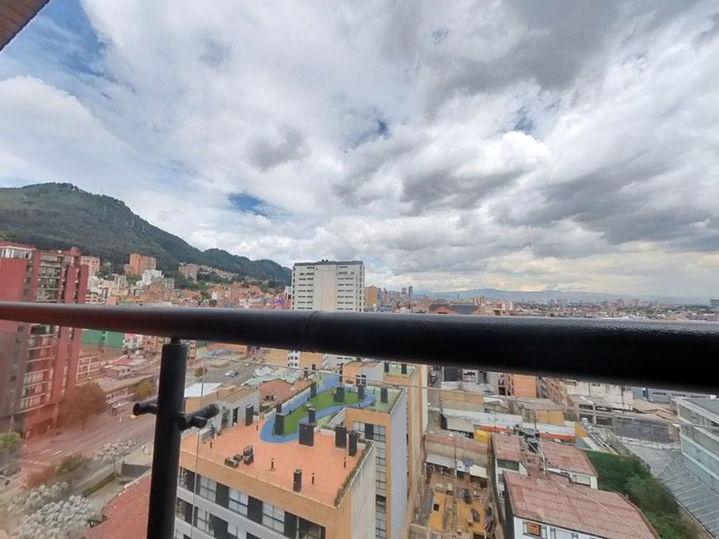 Apartaestudio en venta en Chapinero Central, Bogotá, 38 m² · foto 10 de 11
