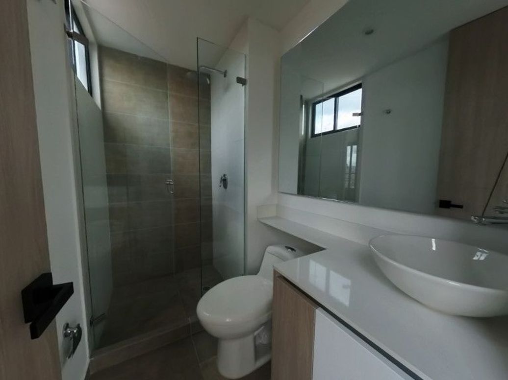 Apartaestudio en venta en Chapinero Central, Bogotá, 38 m² · foto 8 de 11