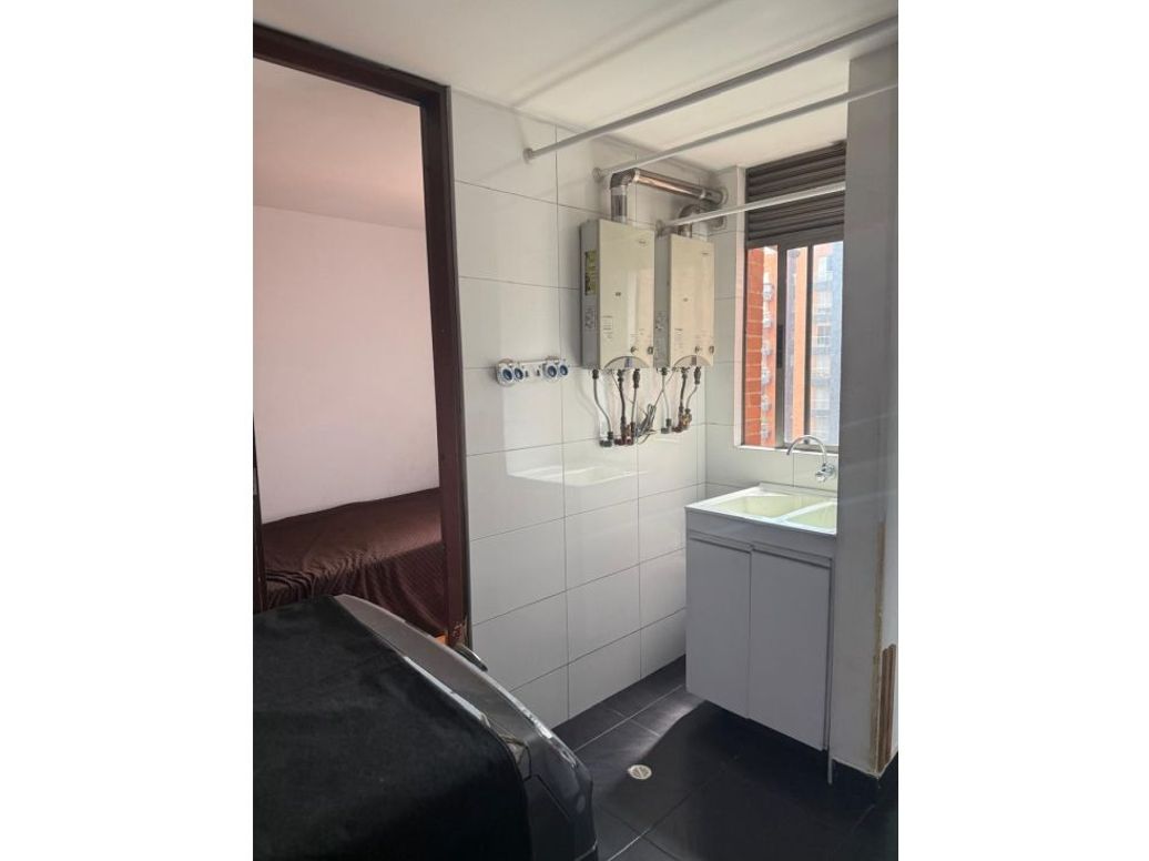 Apartamento de 4 alcobas en venta en Fontibón, Bogotá, 211 m² · foto 6 de 20