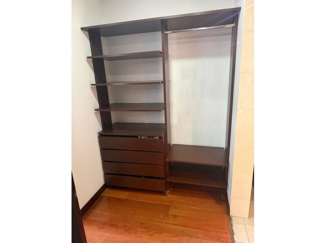 Apartamento de 4 alcobas en venta en Fontibón, Bogotá, 211 m² · foto 10 de 20