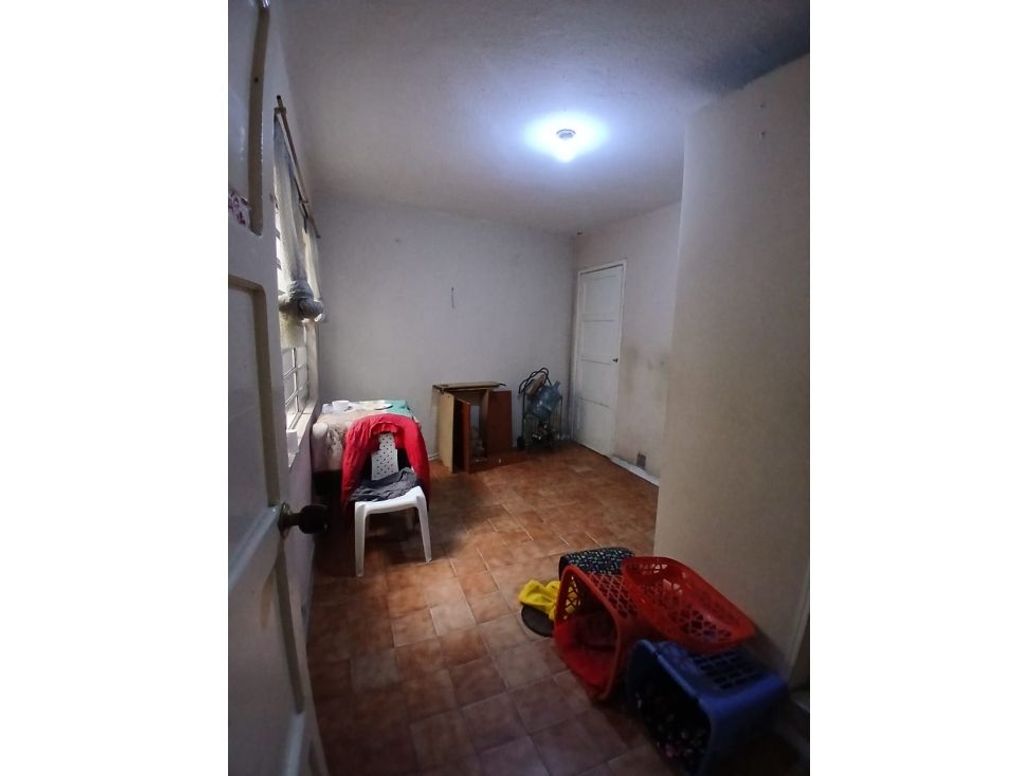 Casa de 7 alcobas en venta en Santa Isabel, Bogotá, 225 m² · foto 14 de 20