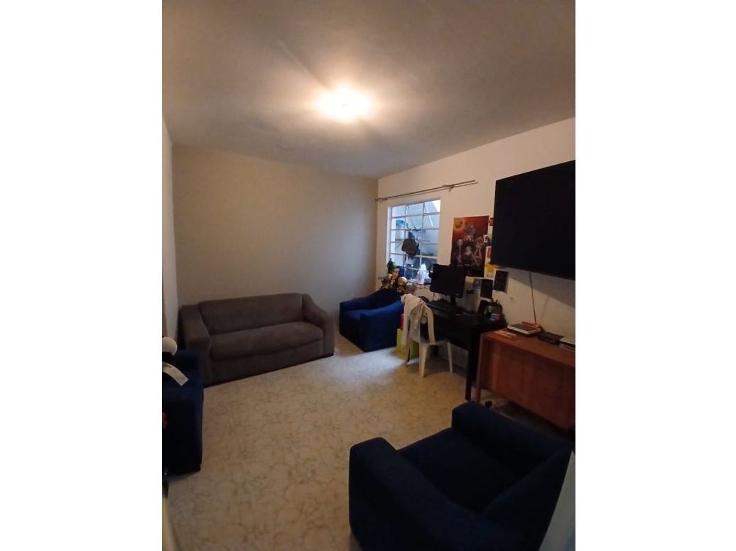 Casa de 7 alcobas en venta en Santa Isabel, Bogotá, 225 m² · foto 12 de 20