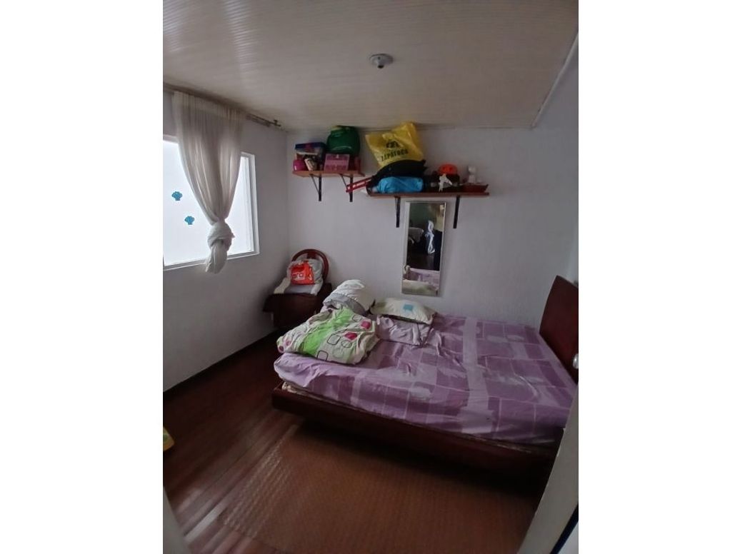 Casa de 7 alcobas en venta en Santa Isabel, Bogotá, 225 m² · foto 10 de 20
