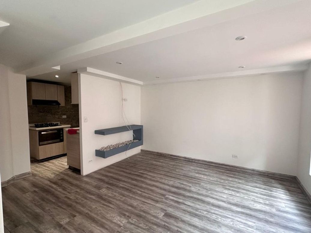 Casa de 3 alcobas en venta en Senderos Del Salitre, Bogotá, 110 m² · foto 2 de 10