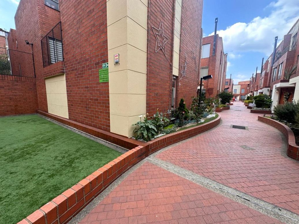 Casa de 3 alcobas en venta en Senderos Del Salitre, Bogotá, 110 m² · foto 10 de 10
