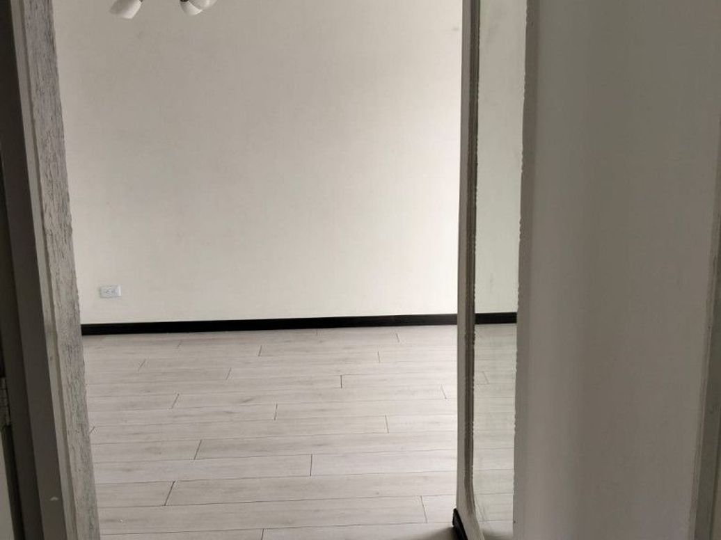 Apartamento de 3 alcobas en venta en Santa Cecilia, Bogotá, 52 m² · foto 13 de 16