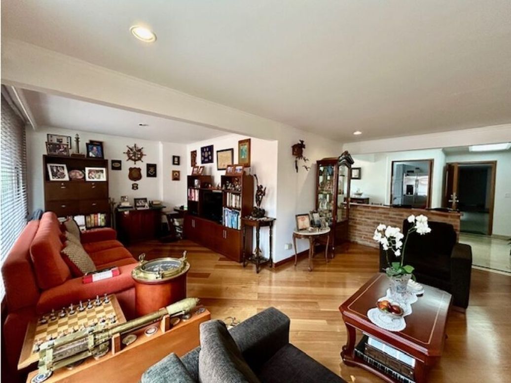 Apartamento de 3 alcobas en venta en Rincon Del Chicó, Bogotá, 148 m² · foto 6 de 20