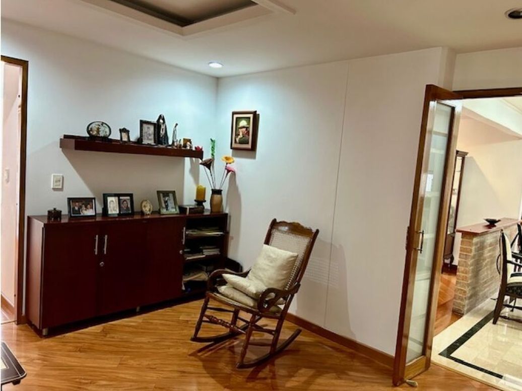 Apartamento de 3 alcobas en venta en Rincon Del Chicó, Bogotá, 148 m² · foto 17 de 20