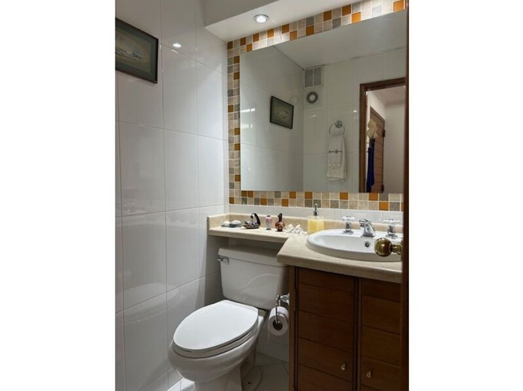 Apartamento de 3 alcobas en venta en Rincon Del Chicó, Bogotá, 148 m² · foto 5 de 20