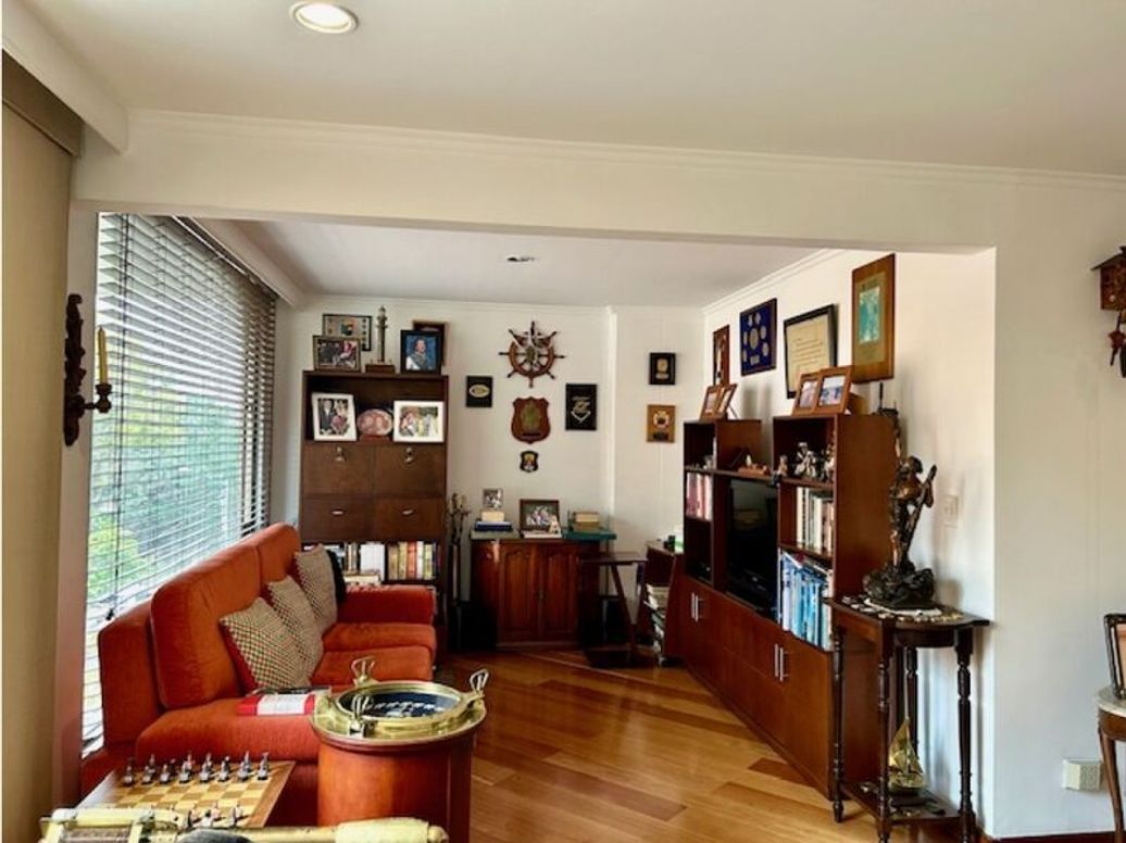 Apartamento de 3 alcobas en venta en Rincon Del Chicó, Bogotá, 148 m² · foto 4 de 20