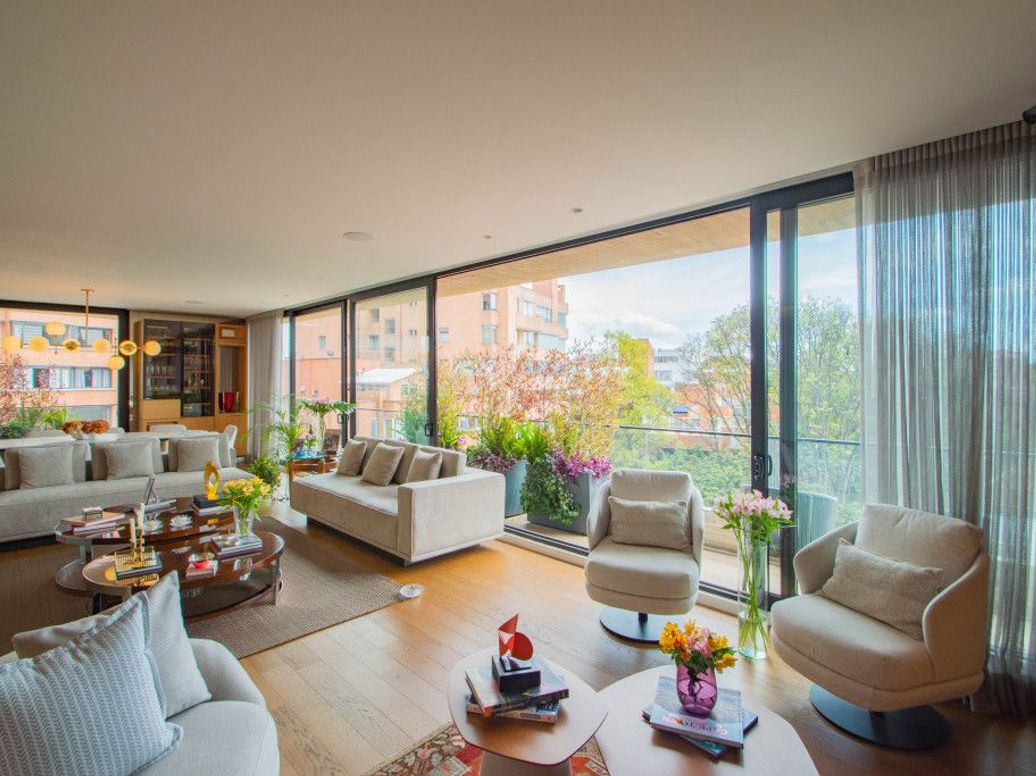 Apartamento de 3 alcobas en venta en El Nogal, Bogotá, 248 m² · foto 3 de 20