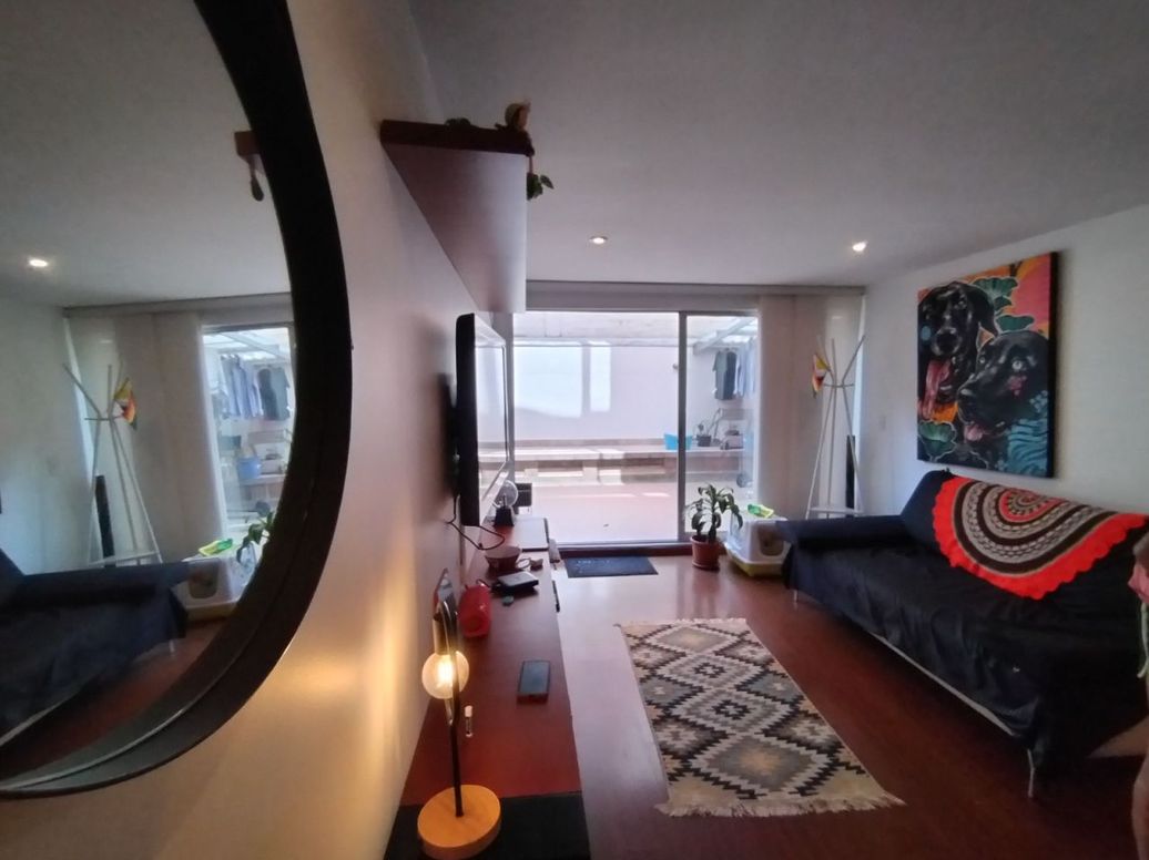Apartamento de 2 alcobas en venta en Ub. Delicias Del Carmen, Bogotá, 83 m² · foto 5 de 12