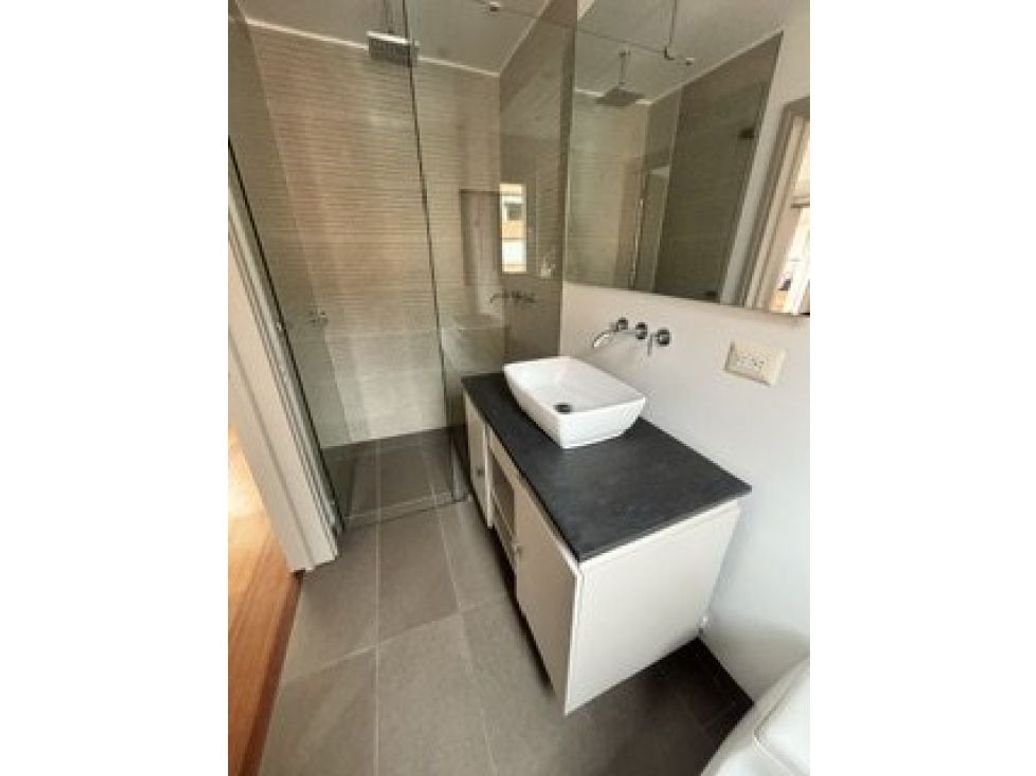 Apartamento de 2 alcobas en arriendo en Rosales Bajo, Bogotá, 328 m² · foto 8 de 17