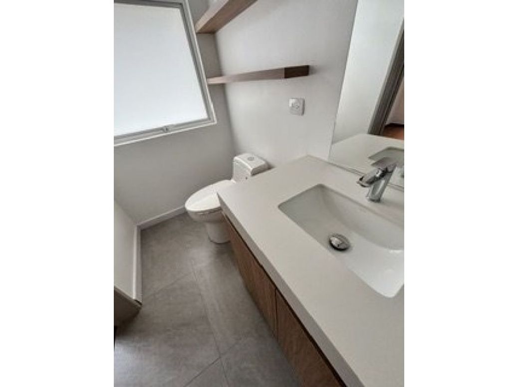 Apartamento de 2 alcobas en arriendo en Rosales Bajo, Bogotá, 328 m² · foto 14 de 17