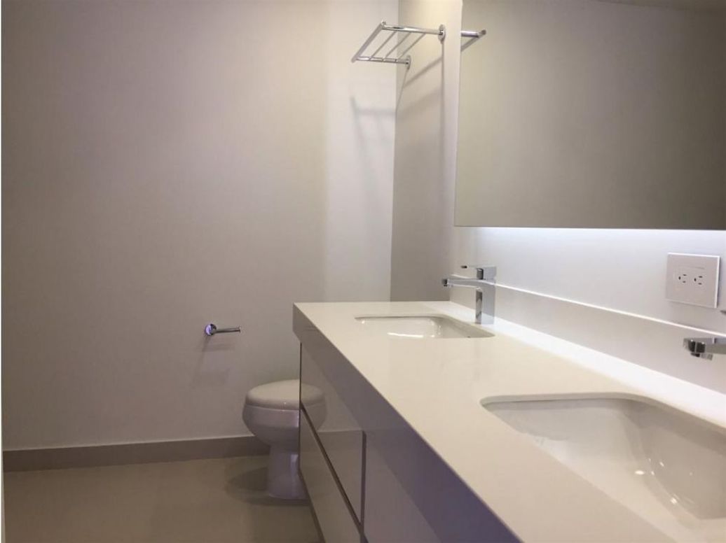Apartamento de 3 alcobas en venta en La Cabrera, Bogotá, 255 m² · foto 11 de 13