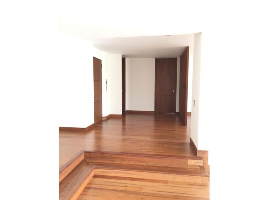 Apartamento de 3 alcobas en venta en La Cabrera, Bogotá, 255 m² · foto 6 de 13