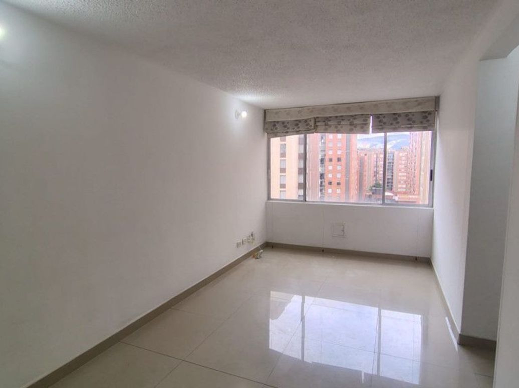 Apartamento de 2 alcobas en venta en Cantalejo, Bogotá, 52 m² · foto 4 de 20