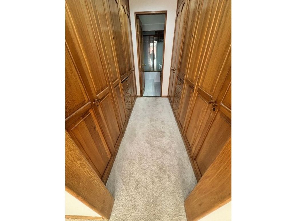Apartamento de 3 alcobas en venta en Rosales Bajo, Bogotá, 180 m² · foto 18 de 20