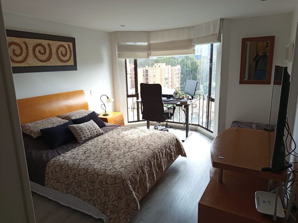Apartamento de 3 alcobas en venta en Cr. El Bosque, Bogotá, 105 m² · foto 7 de 14
