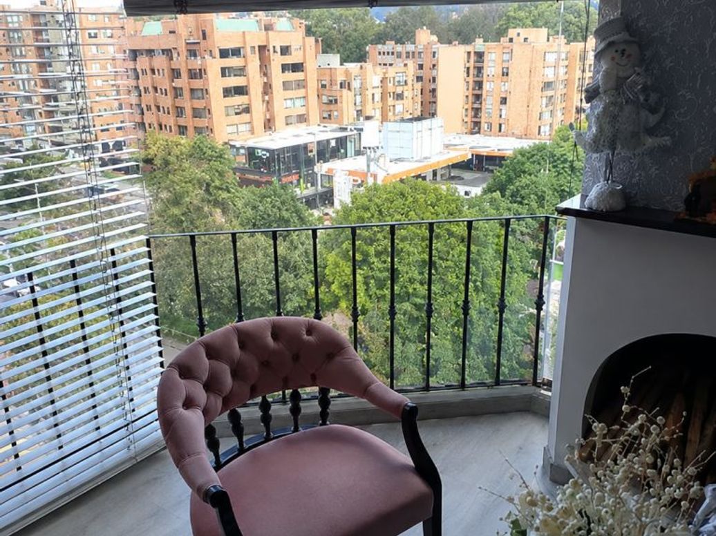 Apartamento de 3 alcobas en venta en Cr. El Bosque, Bogotá, 105 m² · foto 4 de 14