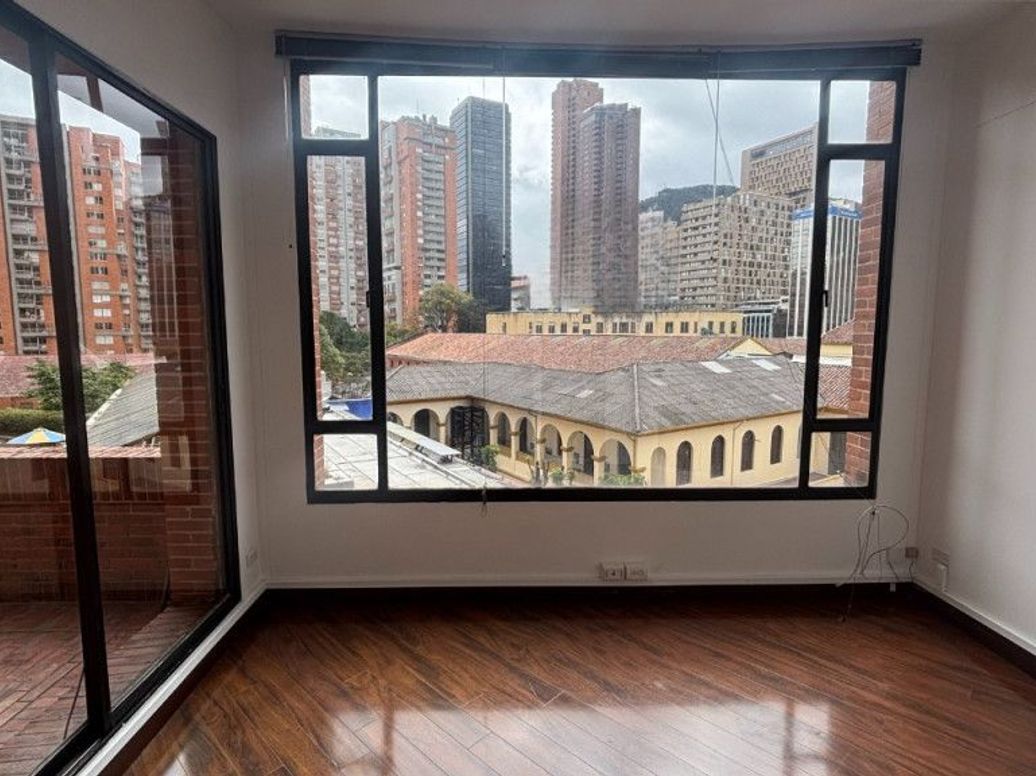 Apartamento de 1 alcoba en venta en Samper, Bogotá, 97 m² · foto 3 de 20