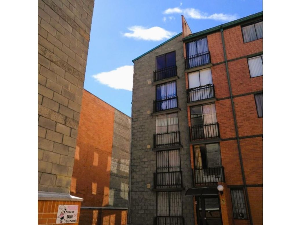 Apartaestudio en venta en San Cristobal Norte, Bogotá, 30 m² · foto 2 de 12