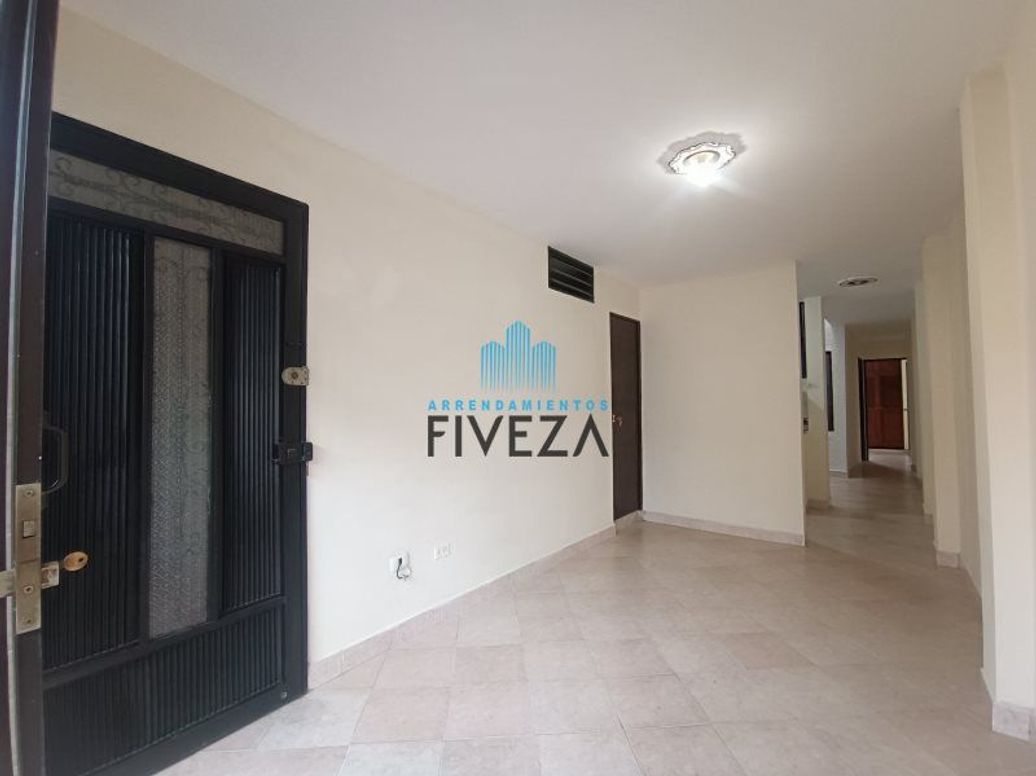 Apartamento en Arriendo con el Código 1053 en Santa Maria 1 El Guayabo