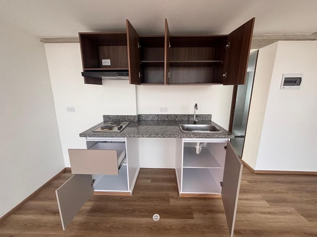 Apartamento de 1 alcoba en arriendo en Chapinero Sur Occidental, Bogotá, 32 m² · foto 2 de 7