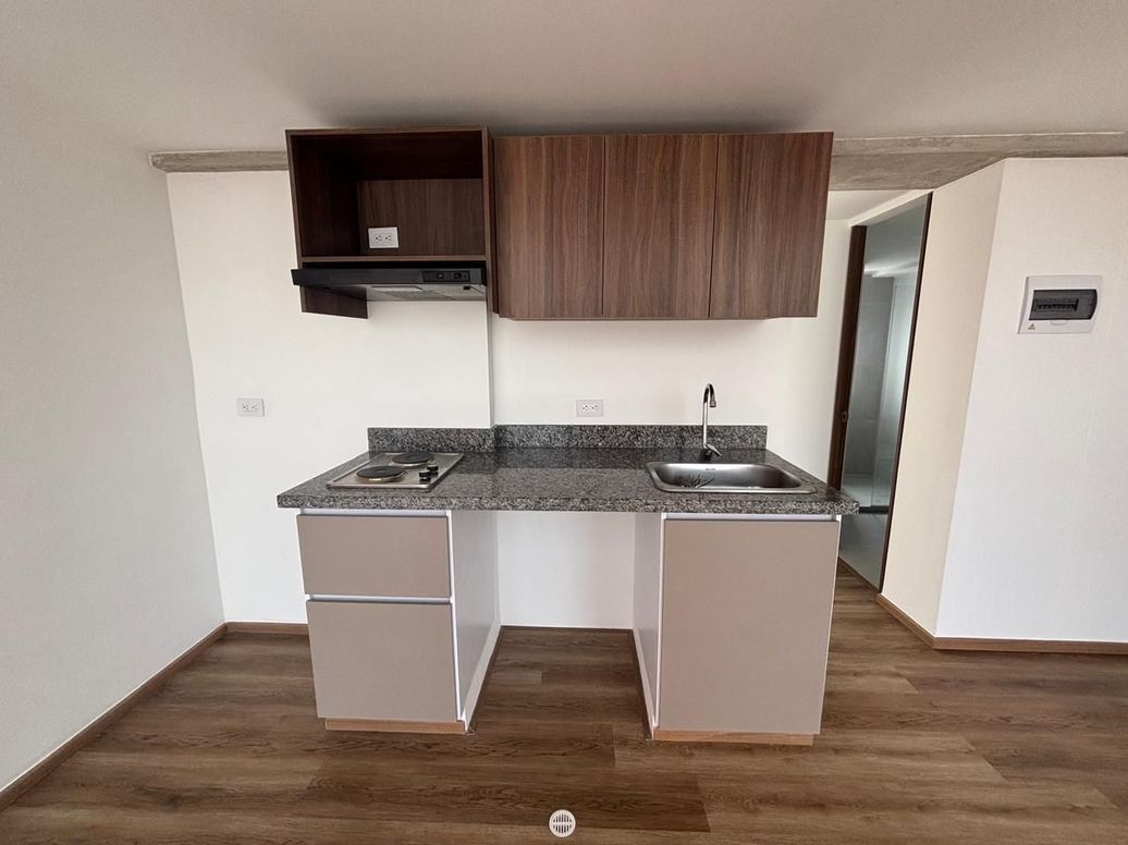 Apartamento de 1 alcoba en arriendo en Chapinero Sur Occidental, Bogotá, 32 m² · foto 3 de 7