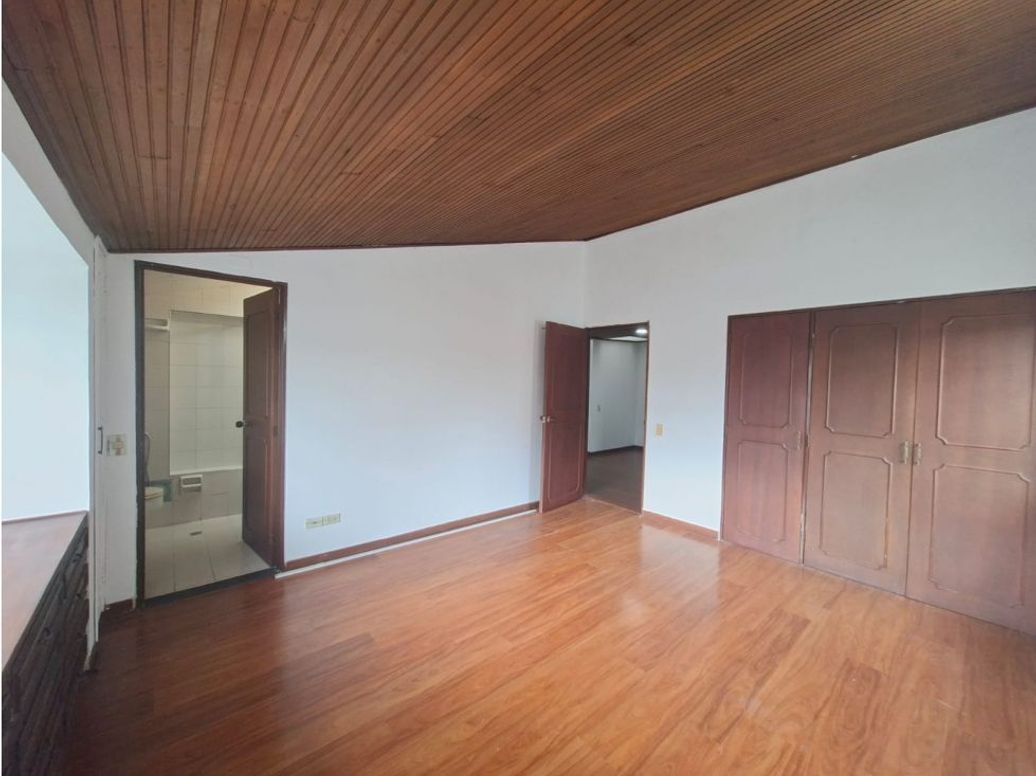Casa en venta en El Batán, Bogotá · foto 4 de 13
