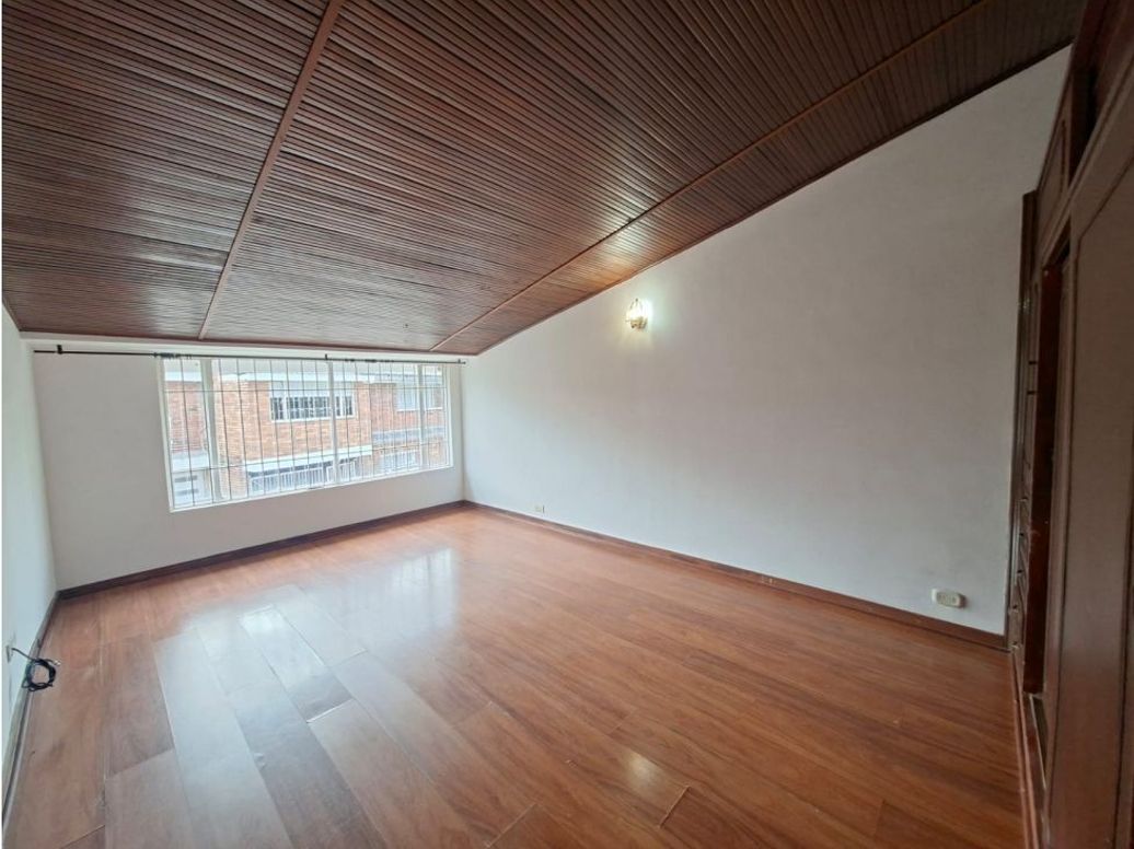 Casa en venta en El Batán, Bogotá · foto 2 de 13