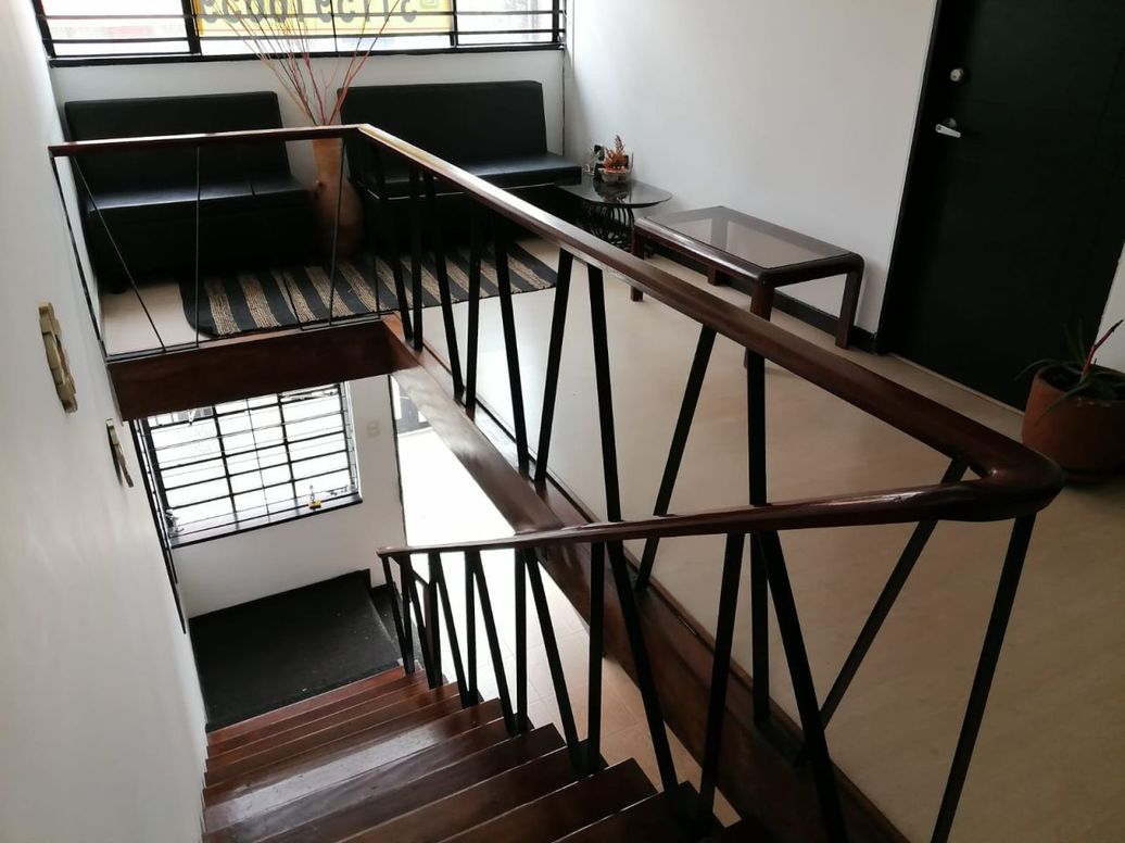 Casa de 6 alcobas en venta en Banco Central, Bogotá, 210 m² · foto 8 de 20